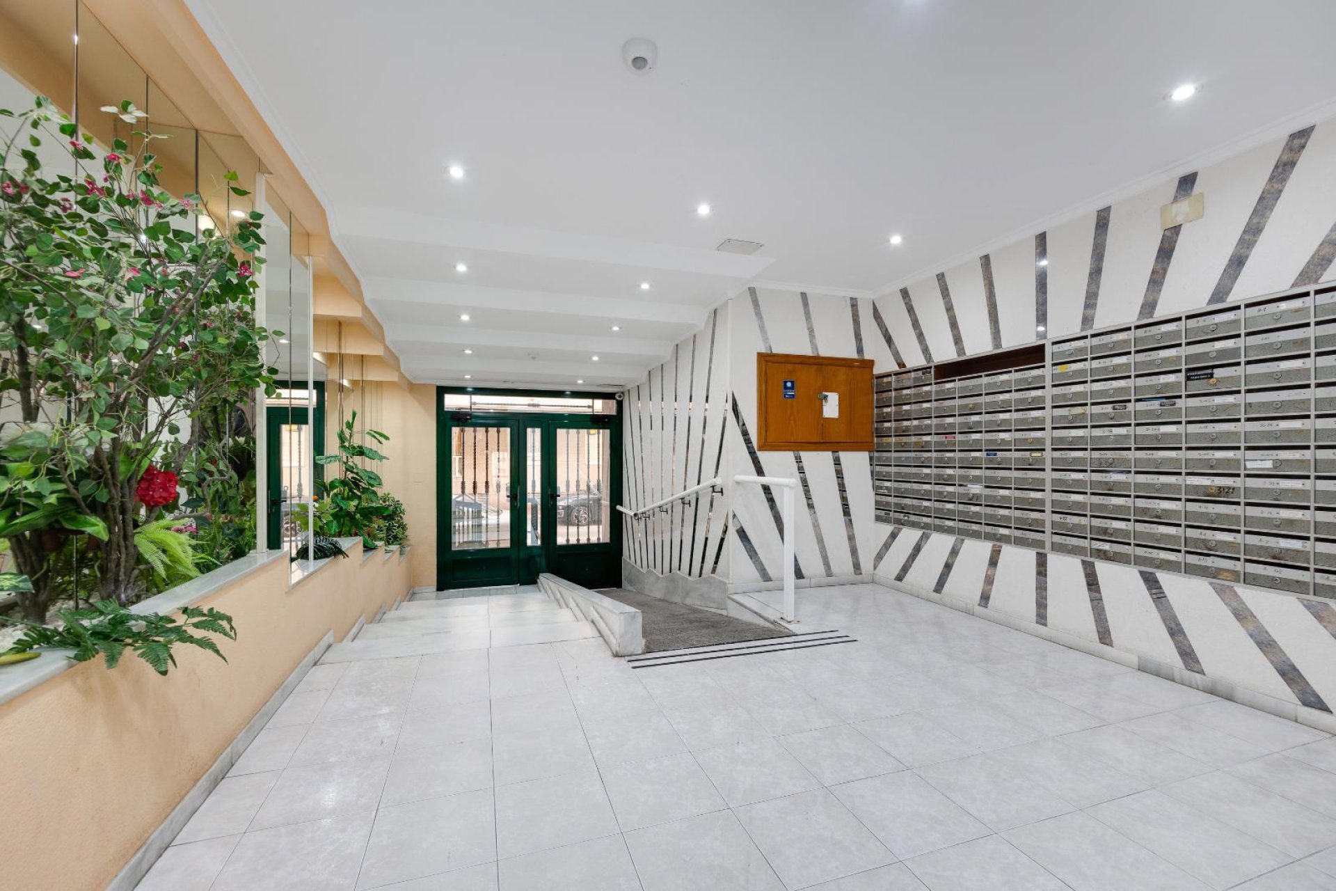 Resale - Apartment -
Torrevieja - Acequion