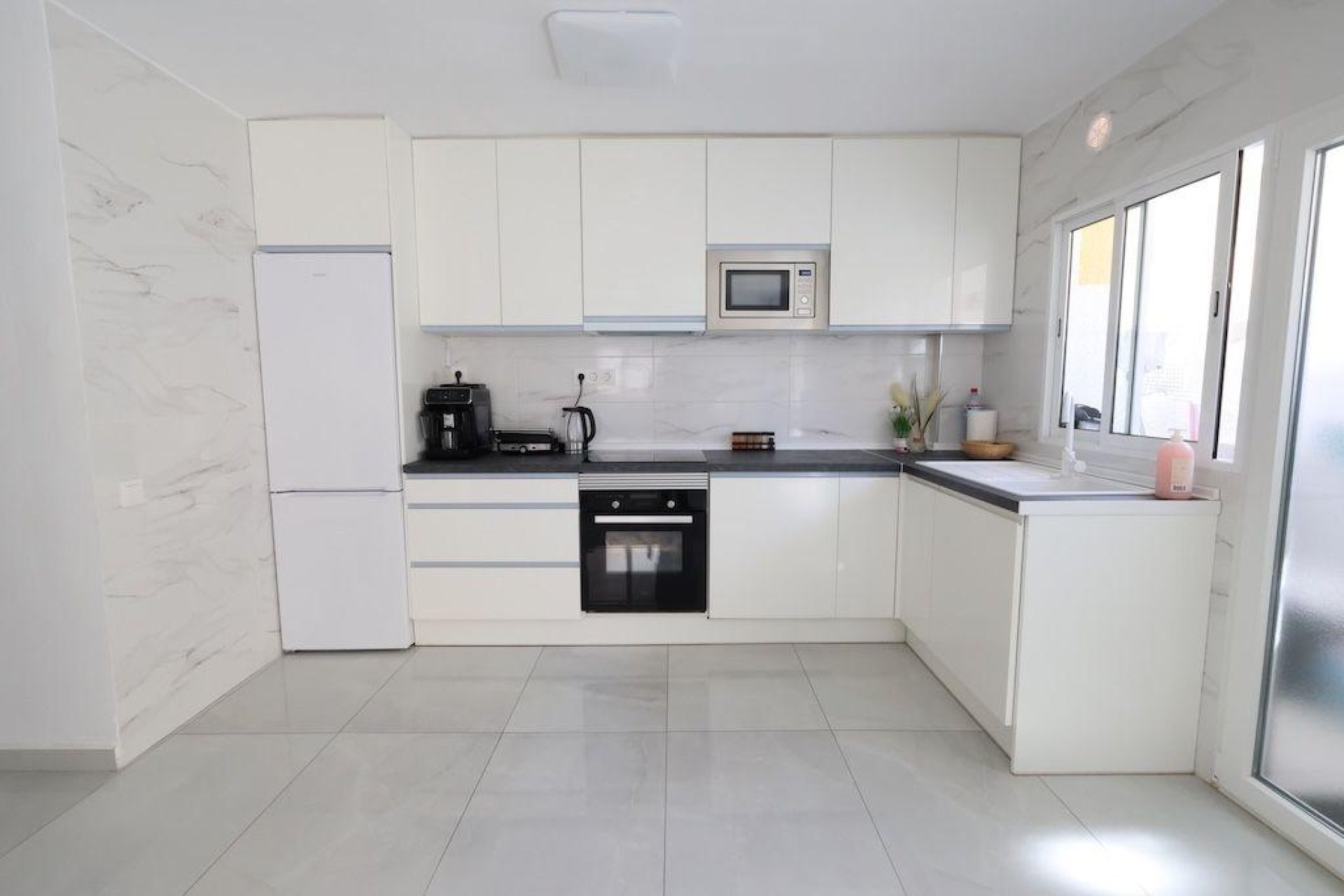 Resale - Apartment -
Torrevieja - Acequion