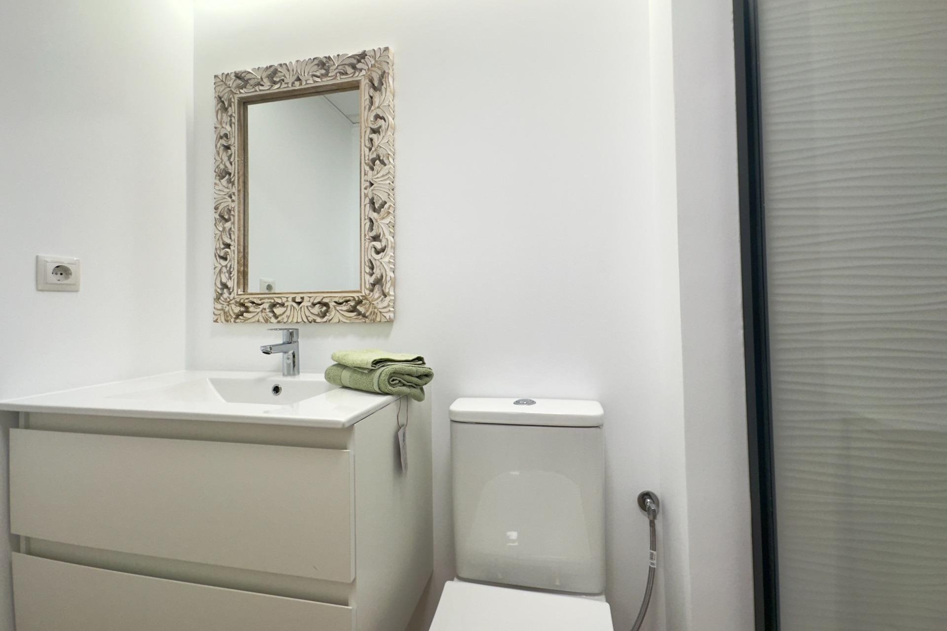Resale - Apartment -
Torrevieja - Acequion