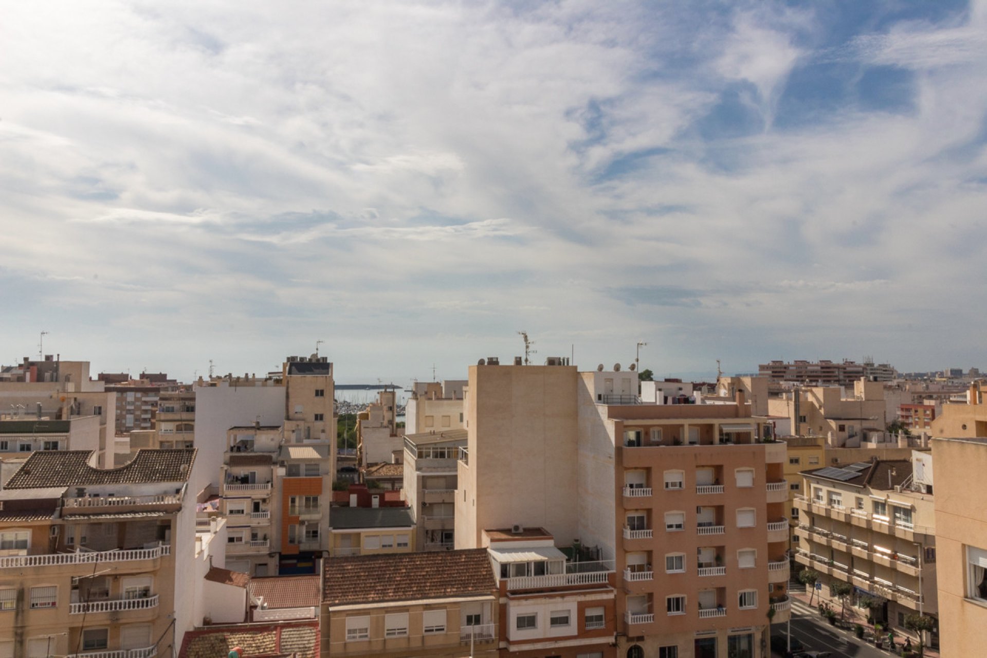 Resale - Apartment -
Torrevieja - Beach