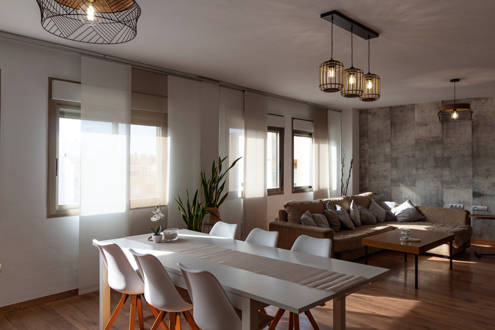 Resale - Apartment -
Torrevieja - Beach