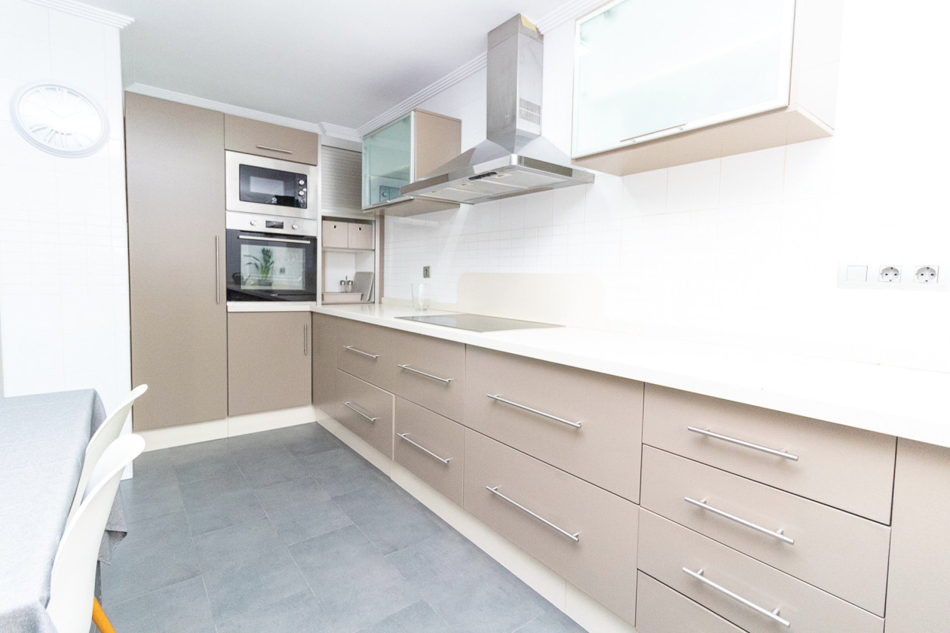 Resale - Apartment -
Torrevieja - Beach