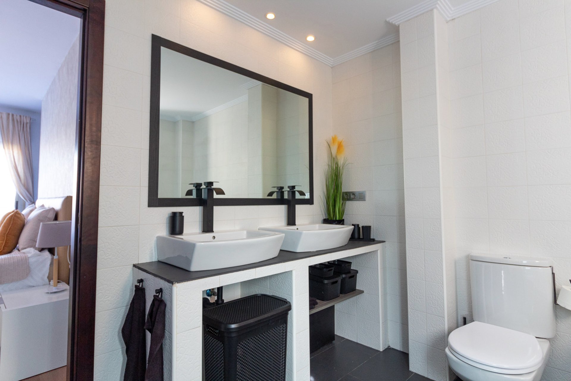 Resale - Apartment -
Torrevieja - Beach