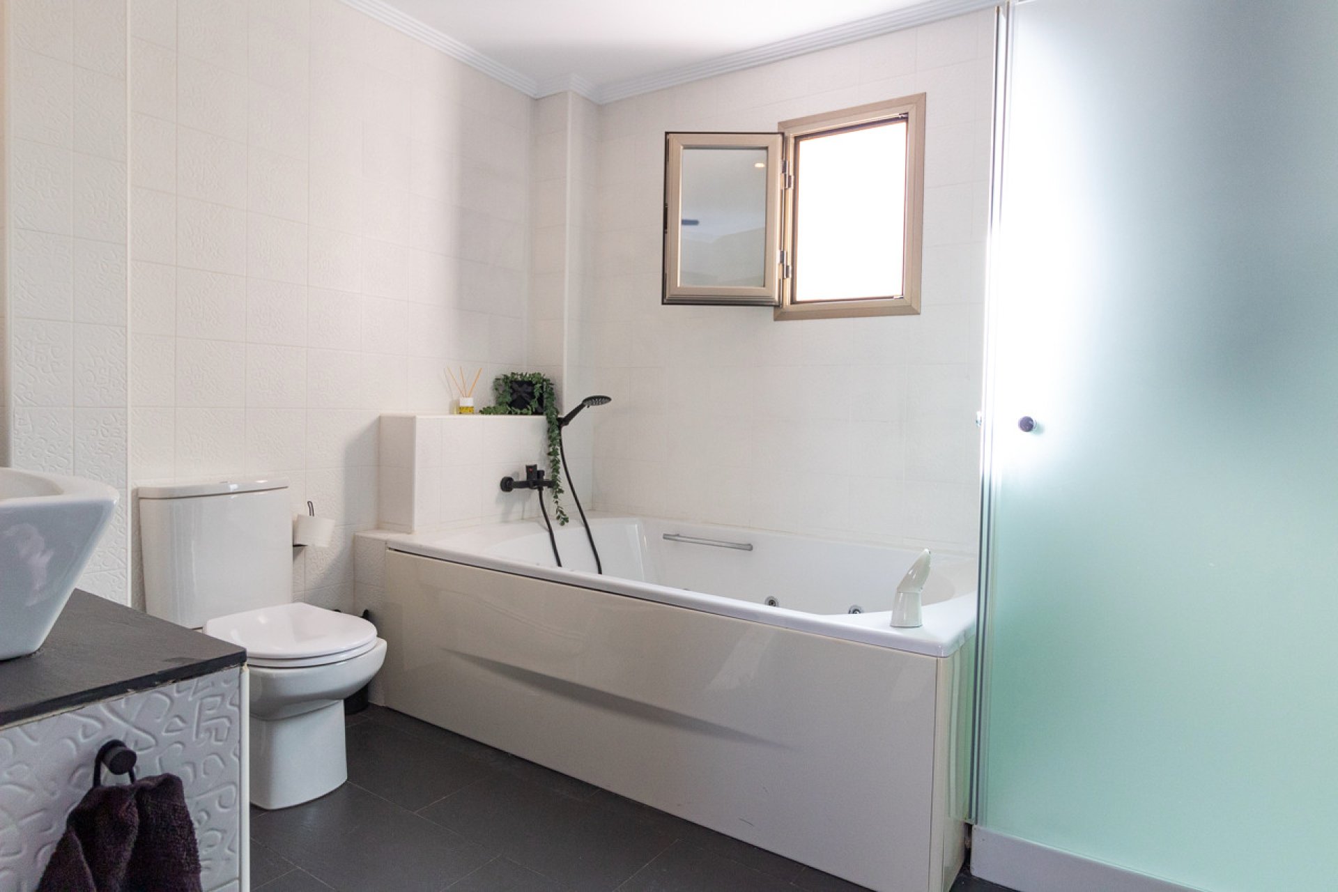 Resale - Apartment -
Torrevieja - Beach