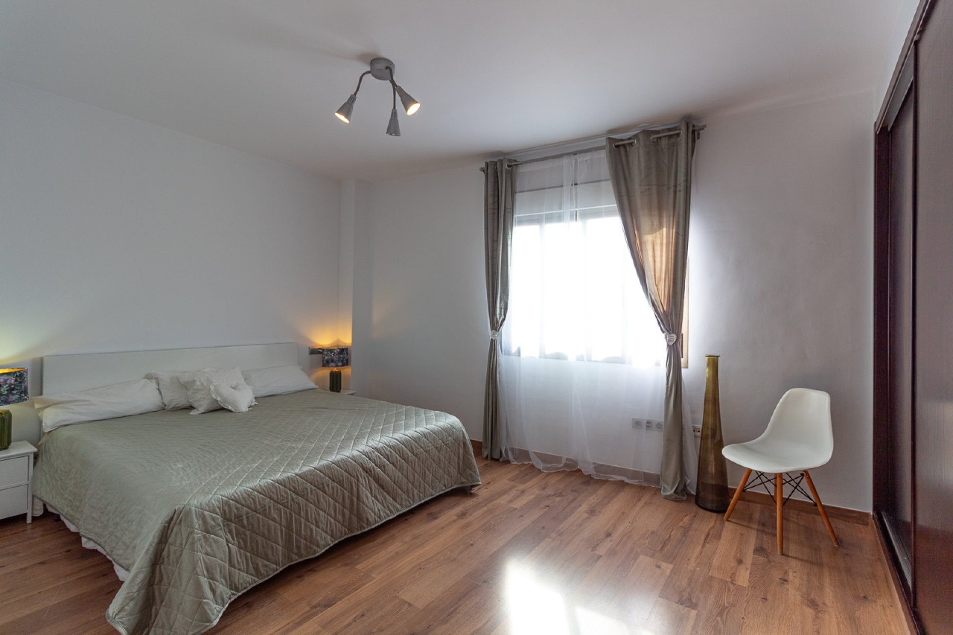 Resale - Apartment -
Torrevieja - Beach