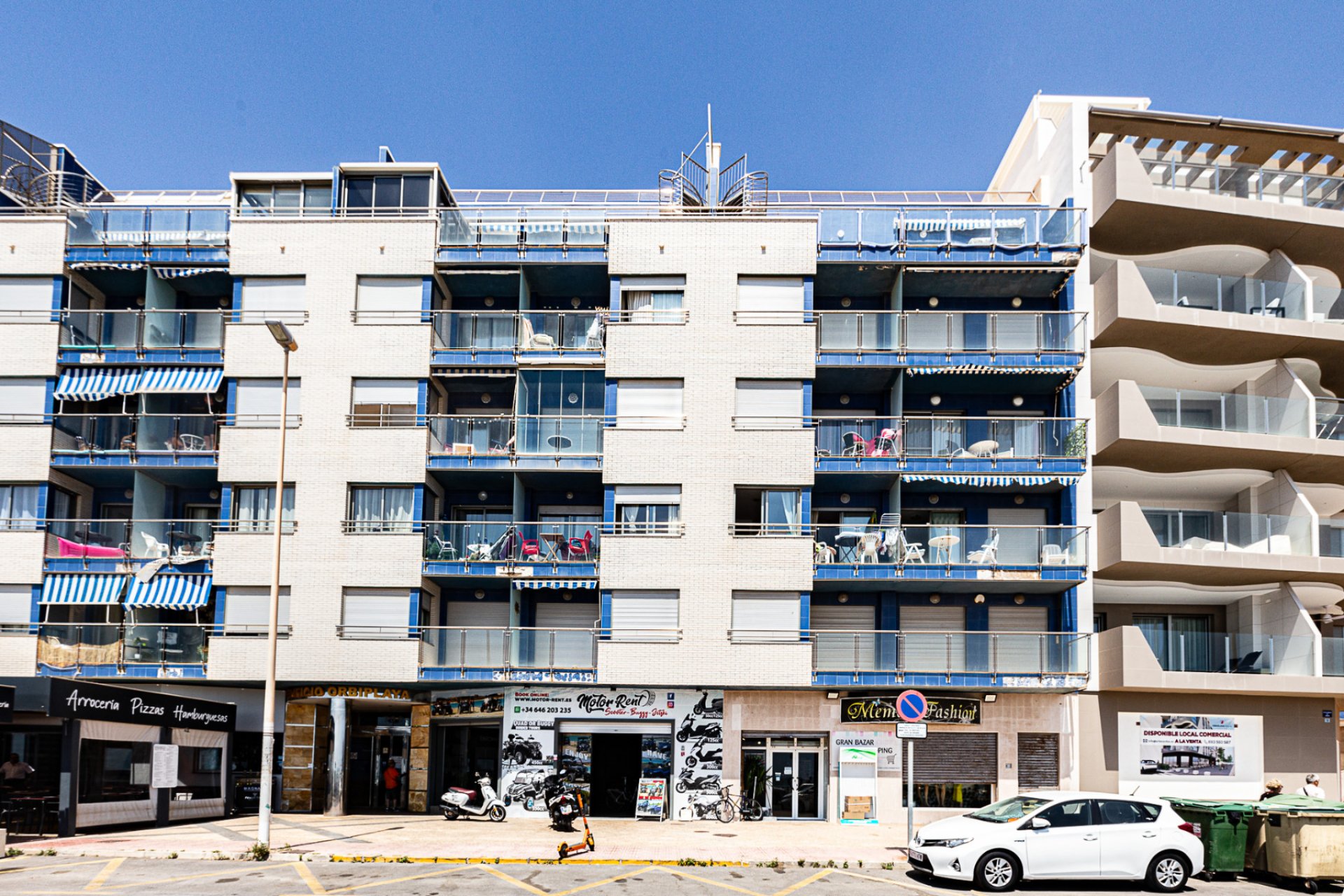 Resale - Apartment -
Torrevieja - Beach