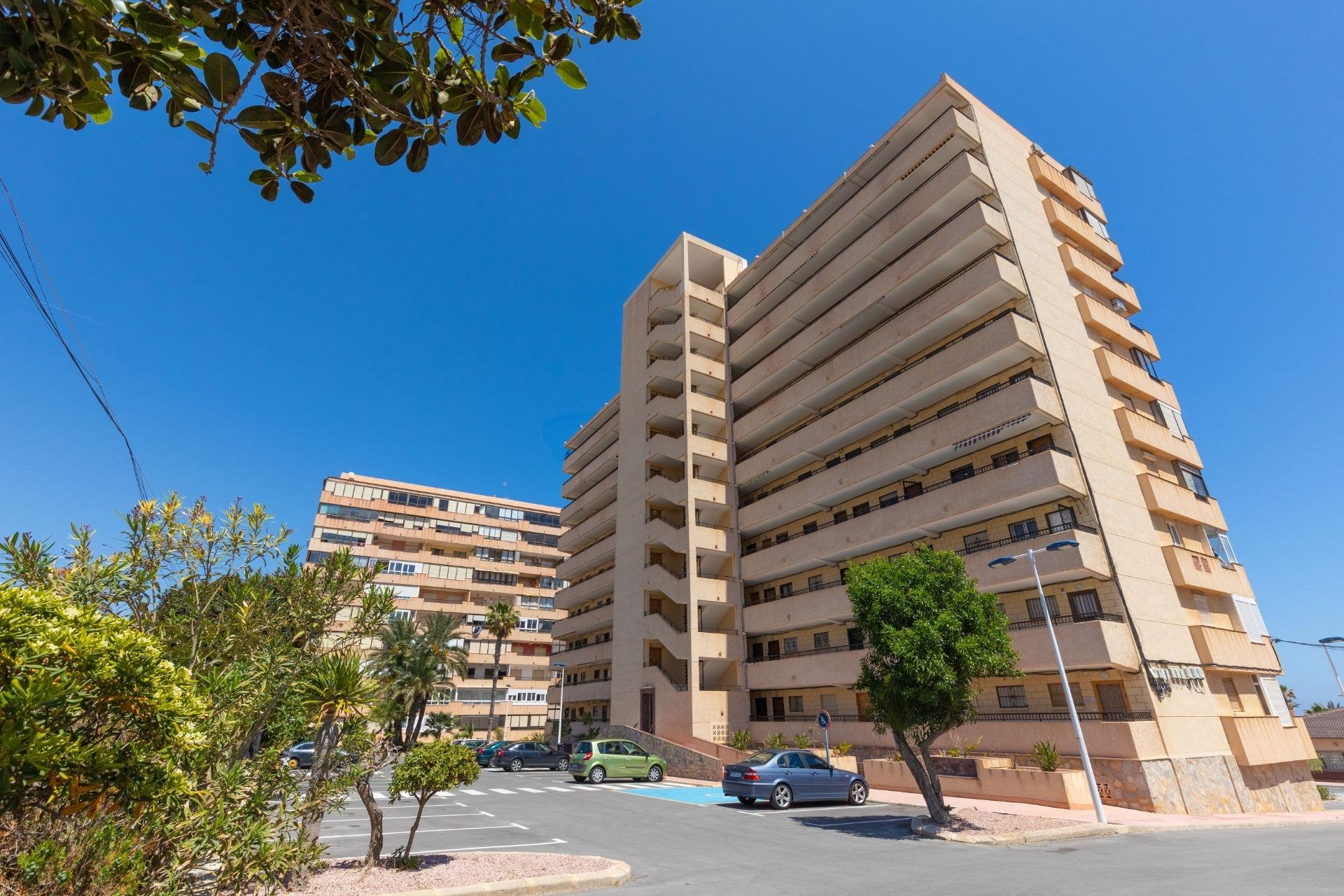 Resale - Apartment -
Torrevieja - Cabo cervera