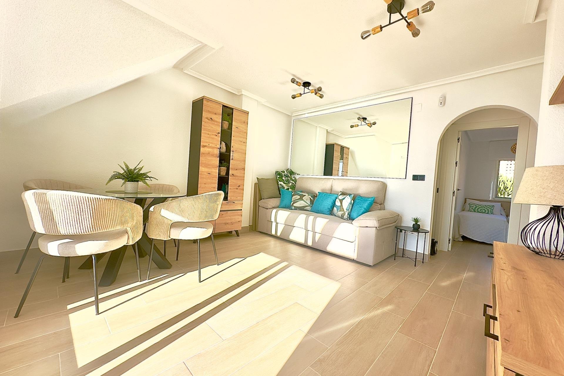 Resale - Apartment -
Torrevieja - Cabo cervera