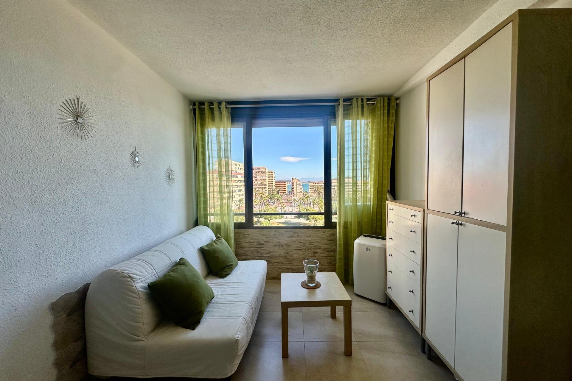 Resale - Apartment -
Torrevieja - Cabo cervera