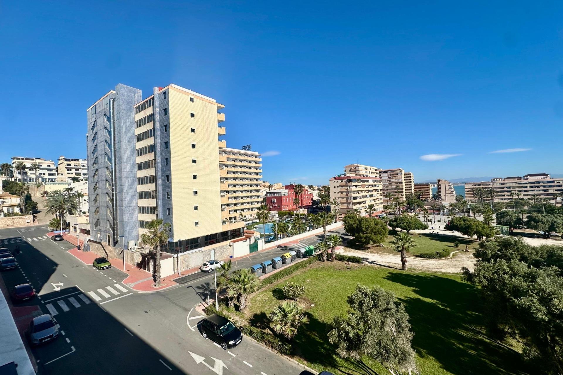 Resale - Apartment -
Torrevieja - Cabo cervera