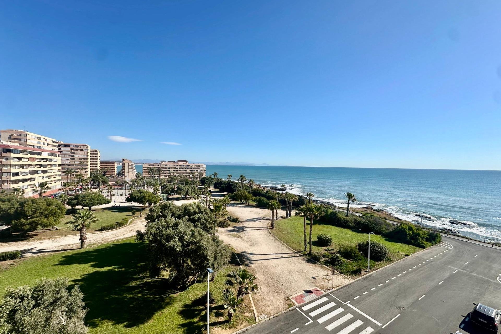 Resale - Apartment -
Torrevieja - Cabo cervera