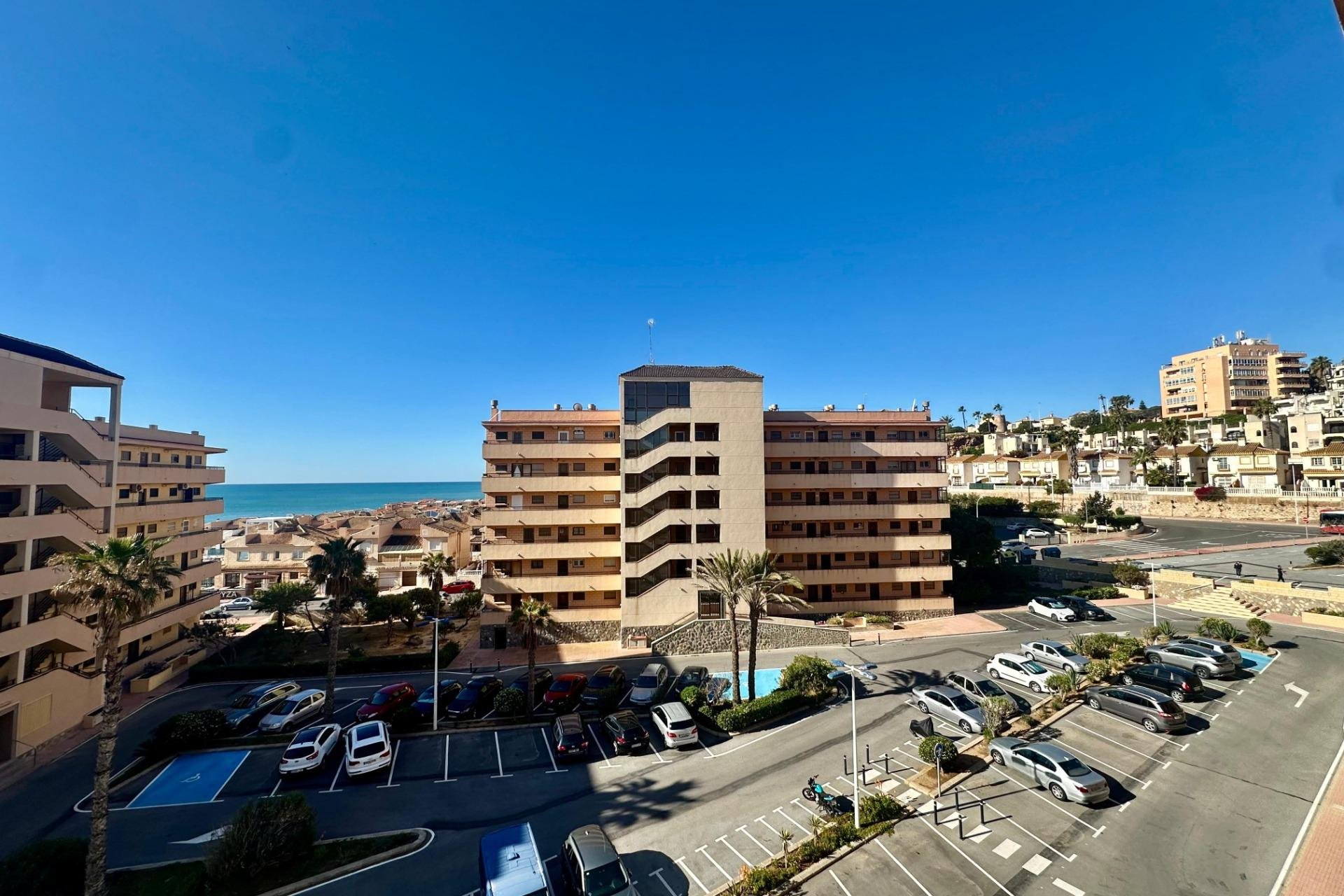 Resale - Apartment -
Torrevieja - Cabo cervera
