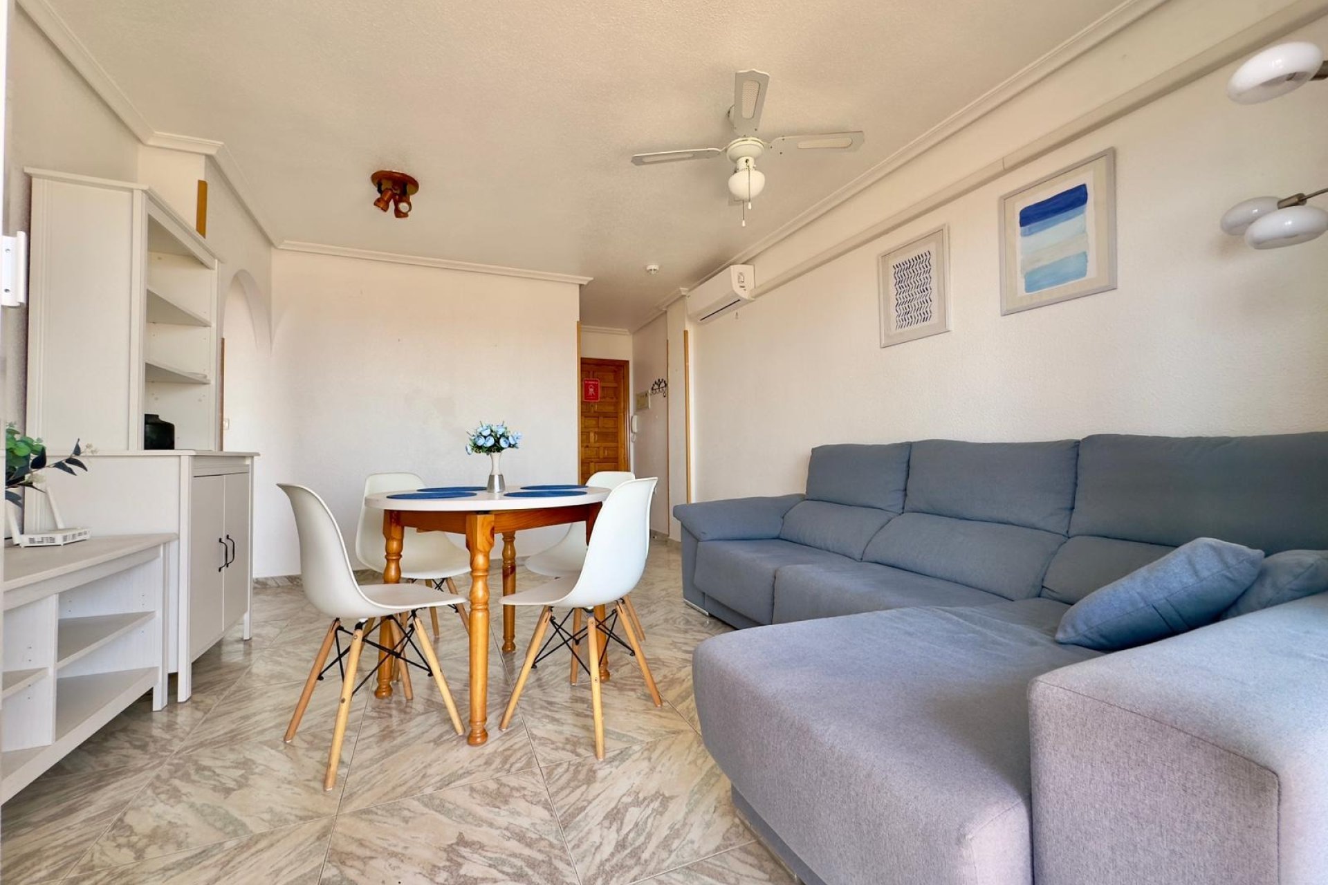 Resale - Apartment -
Torrevieja - Cabo cervera