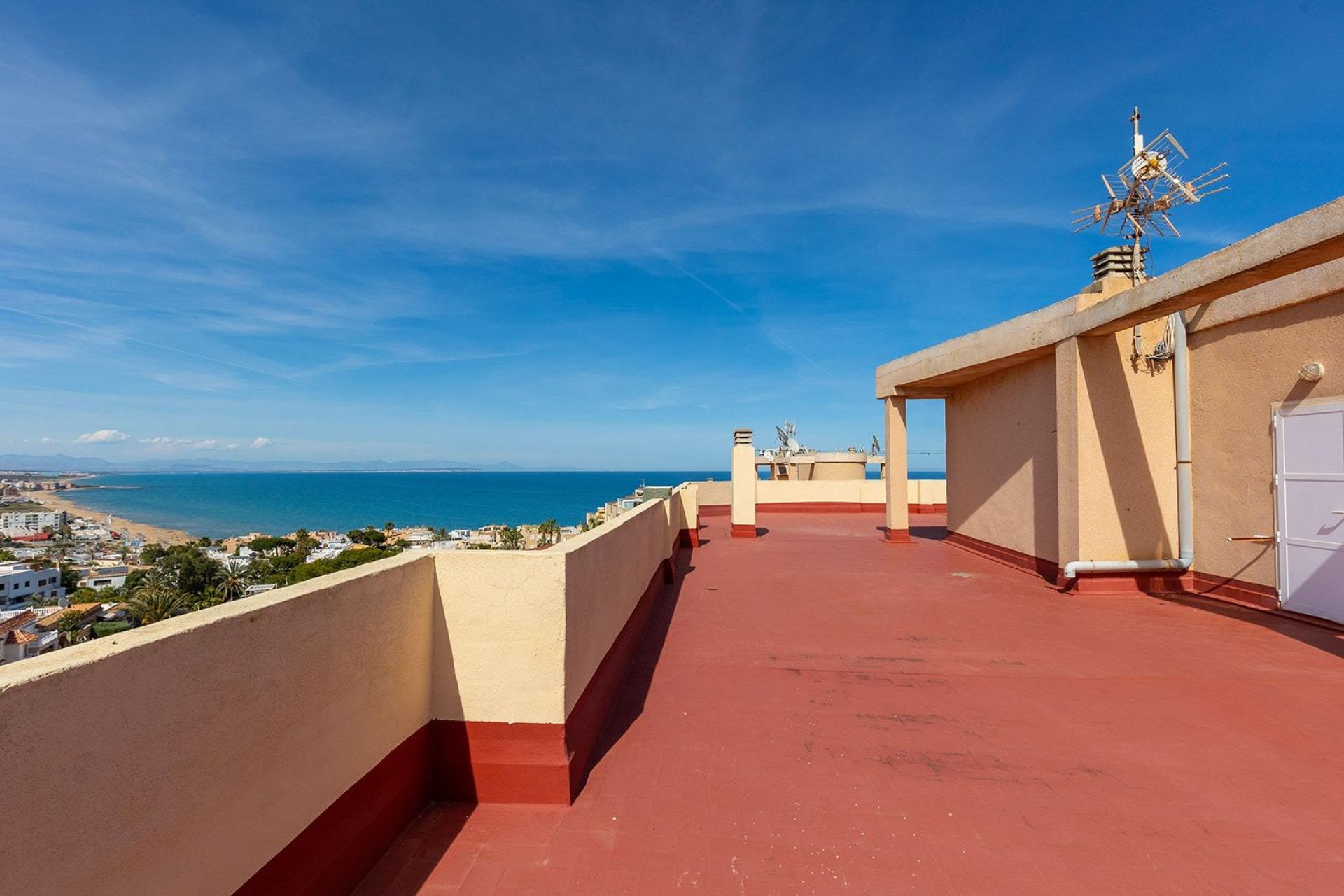 Resale - Apartment -
Torrevieja - Cabo cervera
