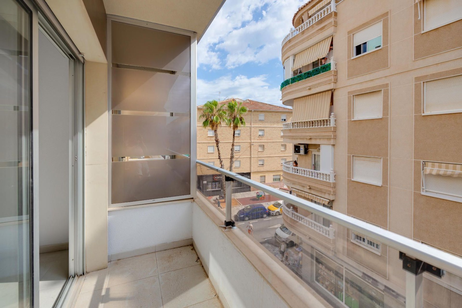 Resale - Apartment -
Torrevieja - Center