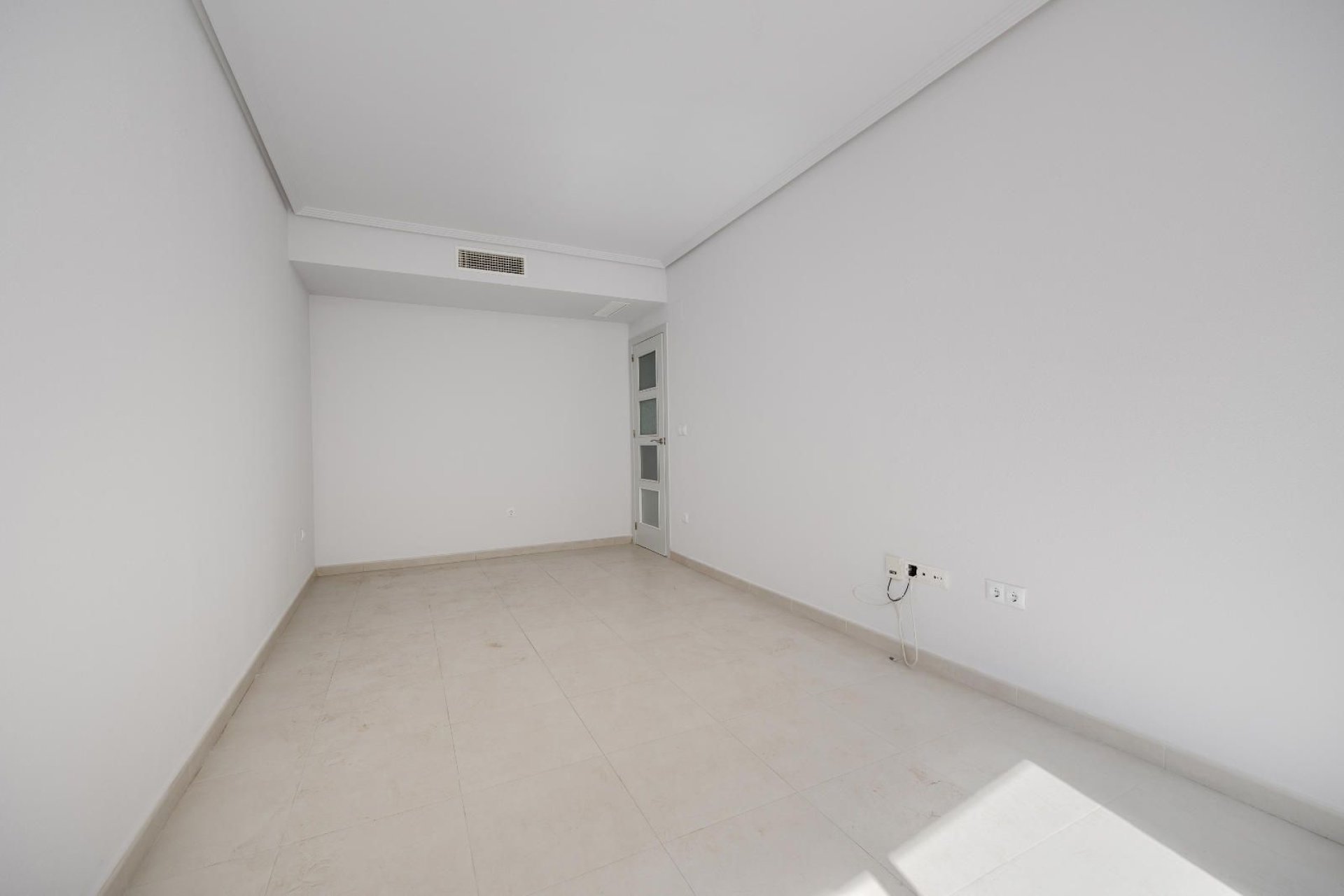 Resale - Apartment -
Torrevieja - Center