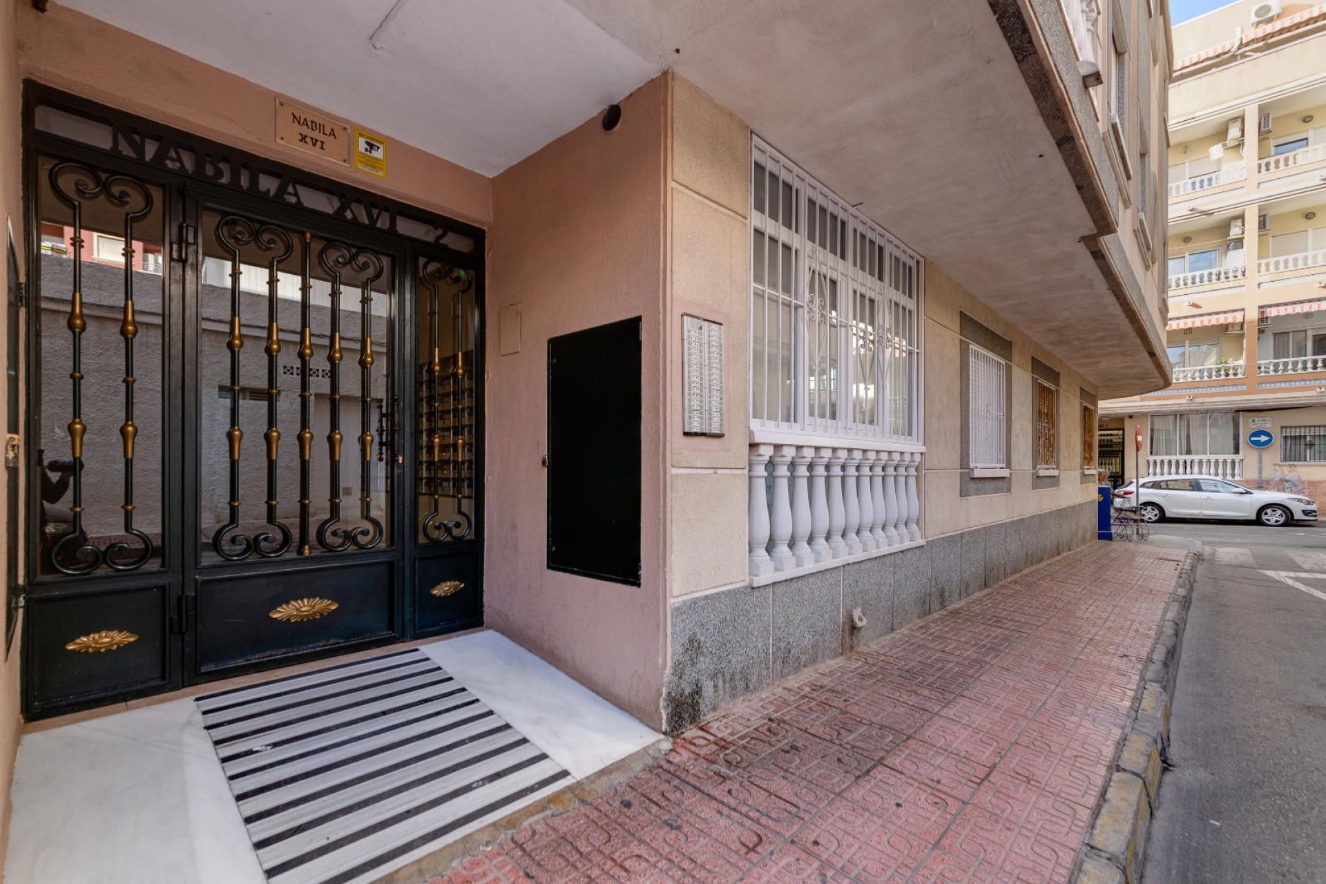 Resale - Apartment -
Torrevieja - Center