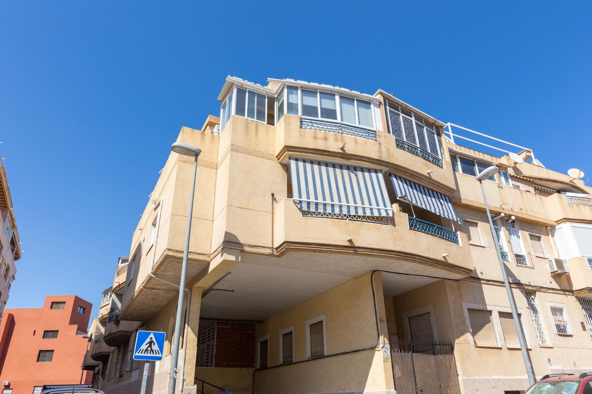 Resale - Apartment -
Torrevieja - Center
