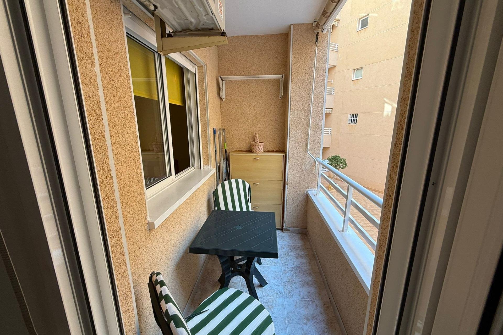 Resale - Apartment -
Torrevieja - Center