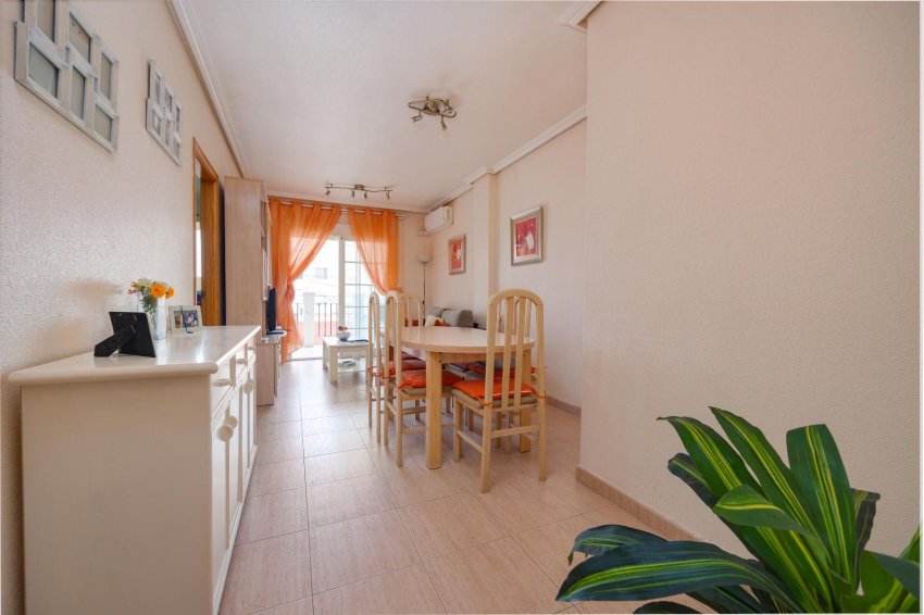 Resale - Apartment -
Torrevieja - Center