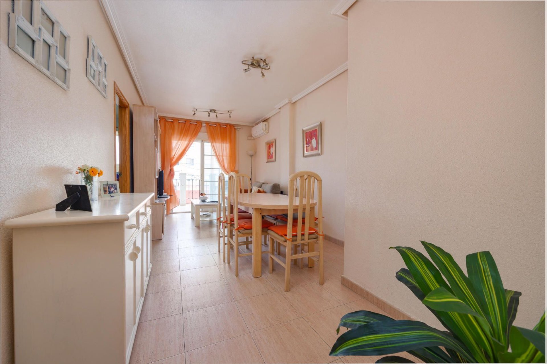 Resale - Apartment -
Torrevieja - Center