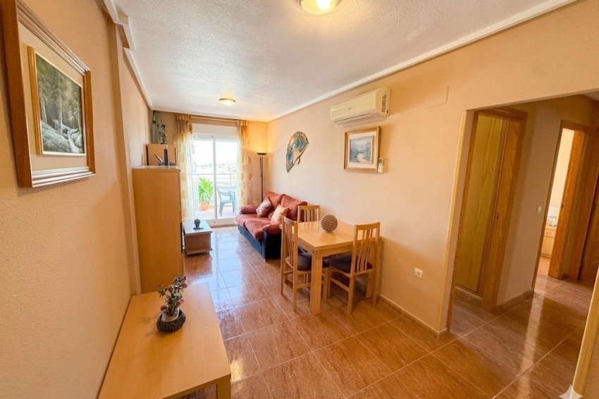 Resale - Apartment -
Torrevieja - Center