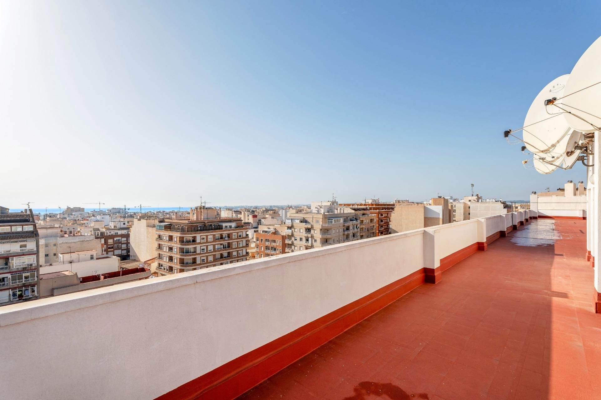 Resale - Apartment -
Torrevieja - Center