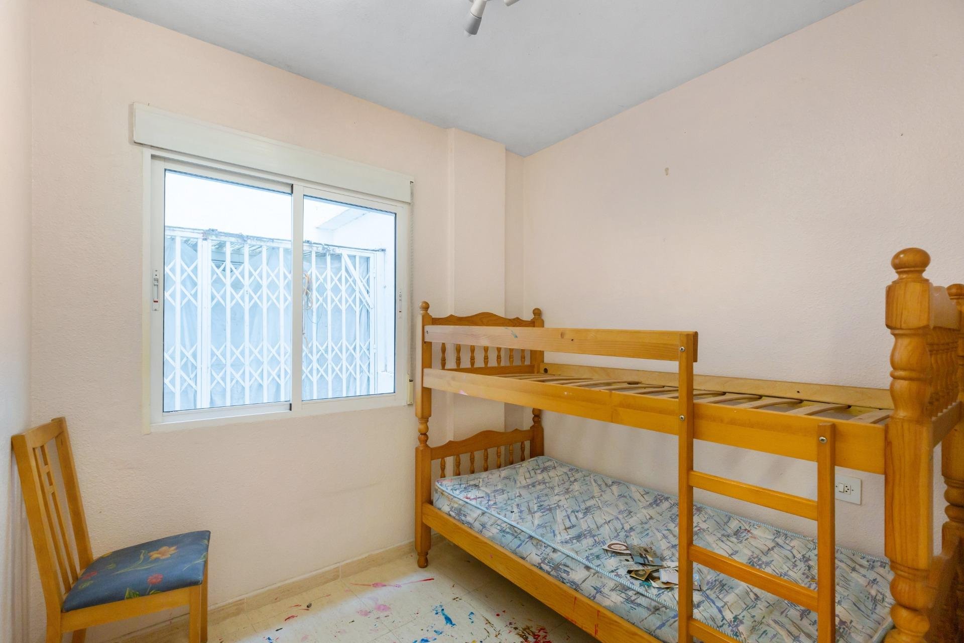 Resale - Apartment -
Torrevieja - Centro - Muelle Pesquero