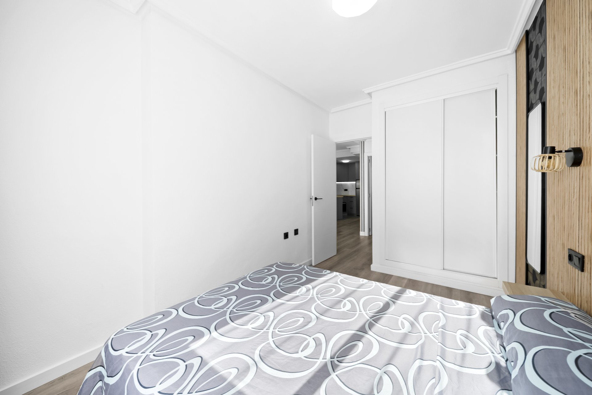 Resale - Apartment -
Torrevieja - Centro