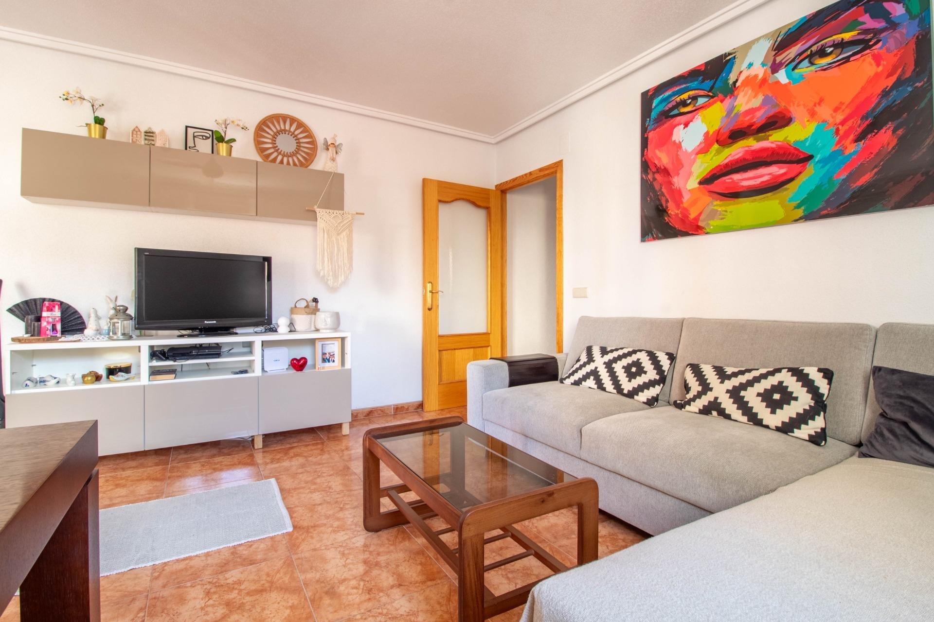 Resale - Apartment -
Torrevieja - Centro