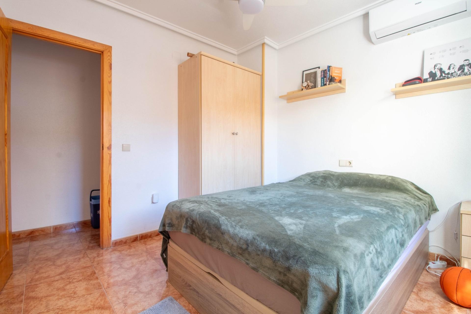 Resale - Apartment -
Torrevieja - Centro