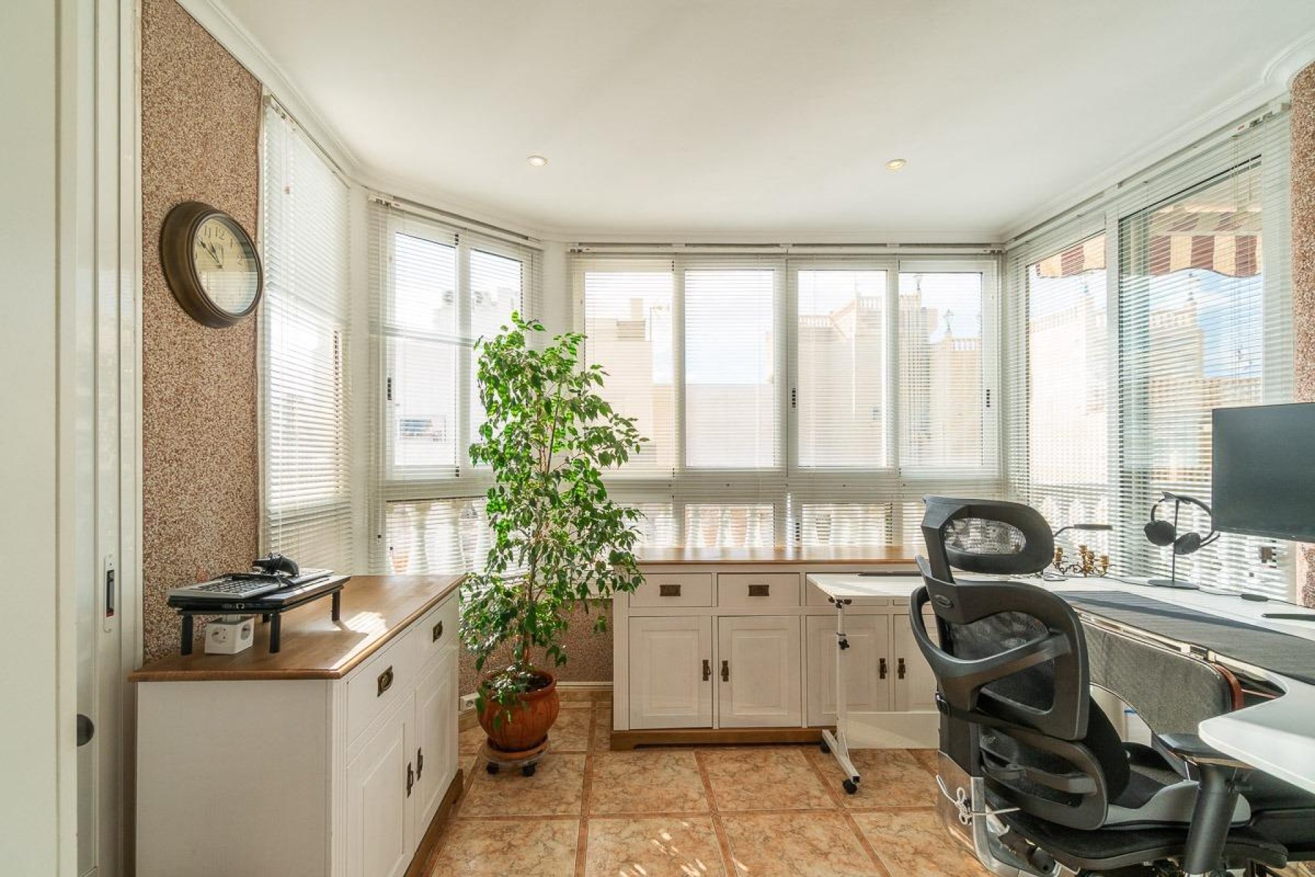 Resale - Apartment -
Torrevieja - Centro