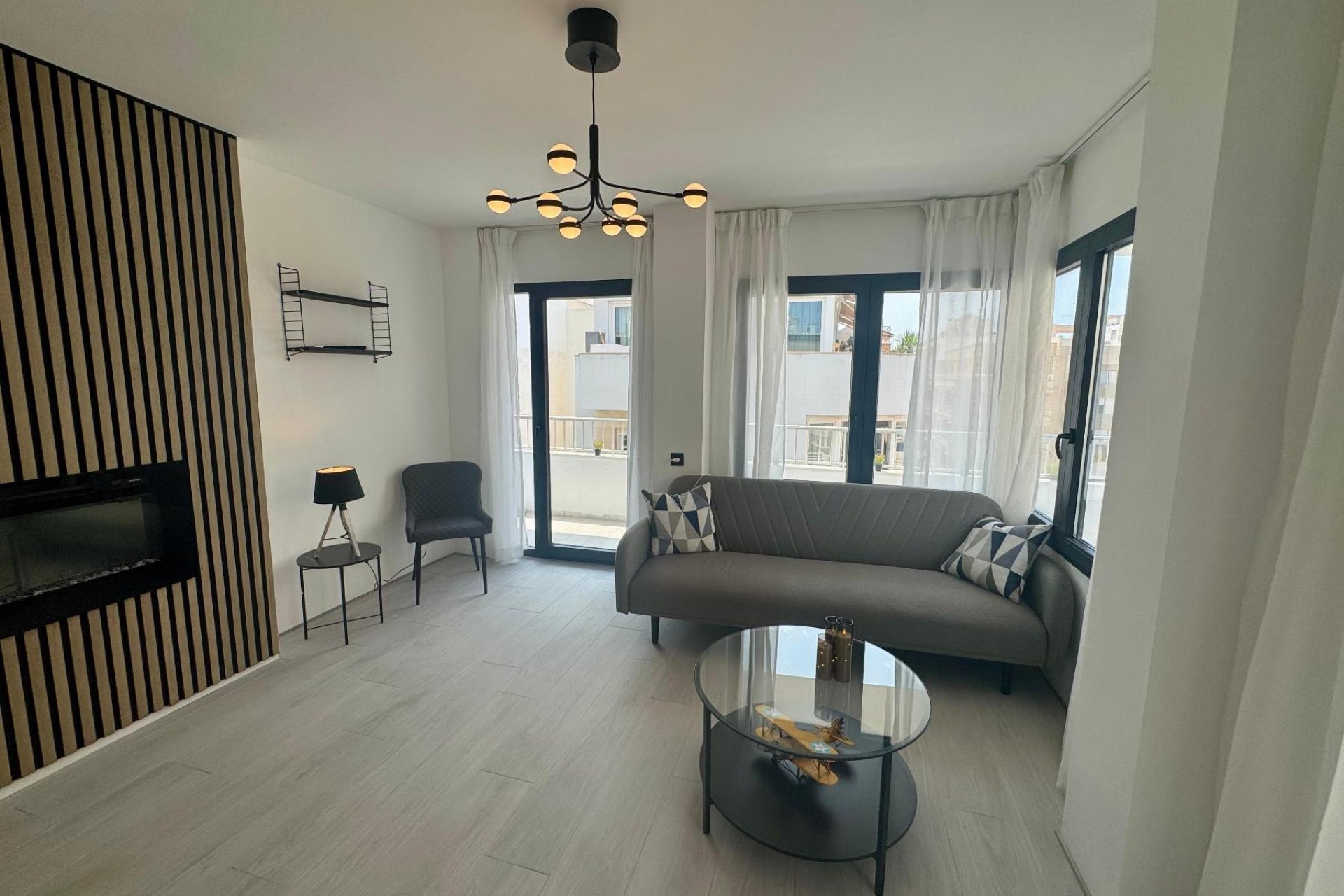 Resale - Apartment -
Torrevieja - CLUB NAUTICO TORREVIEJA