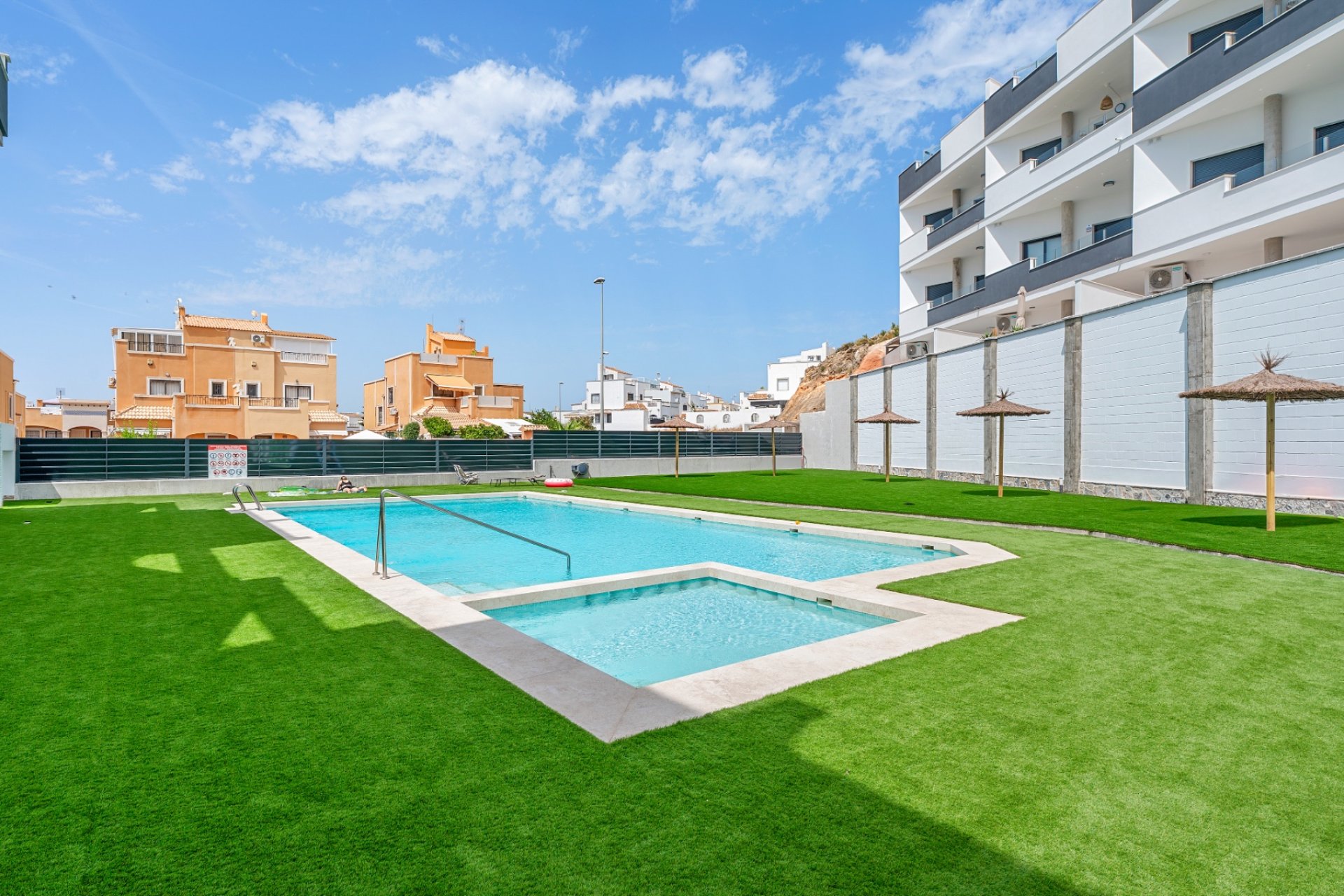 Resale - Apartment -
Torrevieja - Costa Blanca South