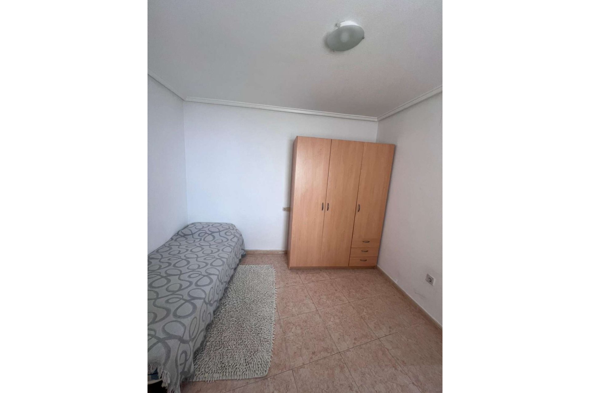 Resale - Apartment -
Torrevieja - El molino