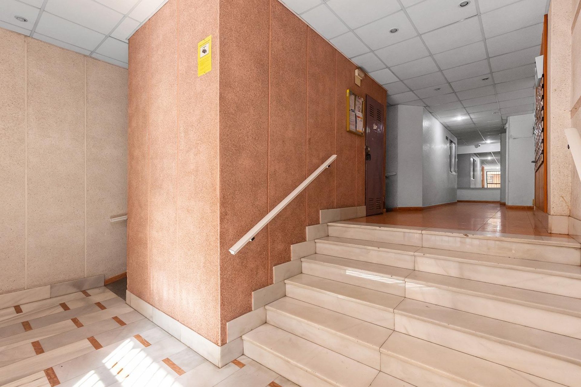 Resale - Apartment -
Torrevieja - Estacion de autobuses