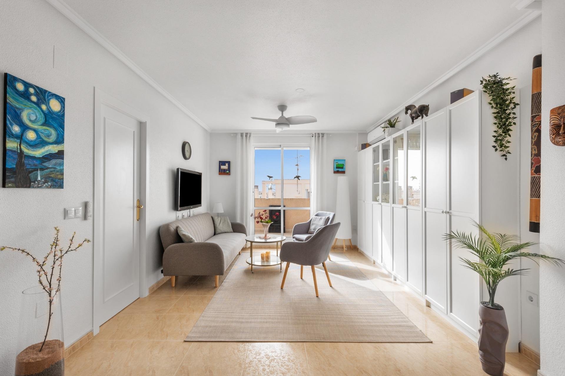 Resale - Apartment -
Torrevieja - Estacion de autobuses