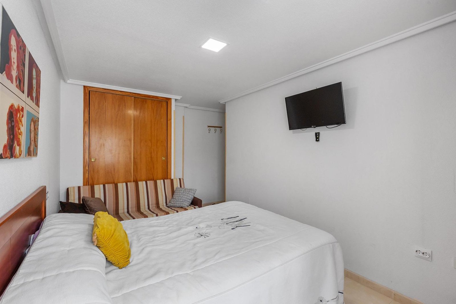 Resale - Apartment -
Torrevieja - Estacion de autobuses