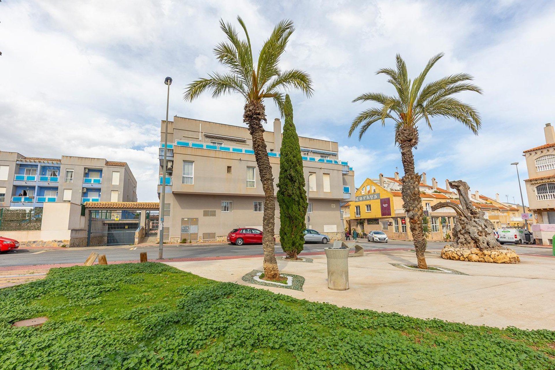 Resale - Apartment -
Torrevieja - Estacion de autobuses