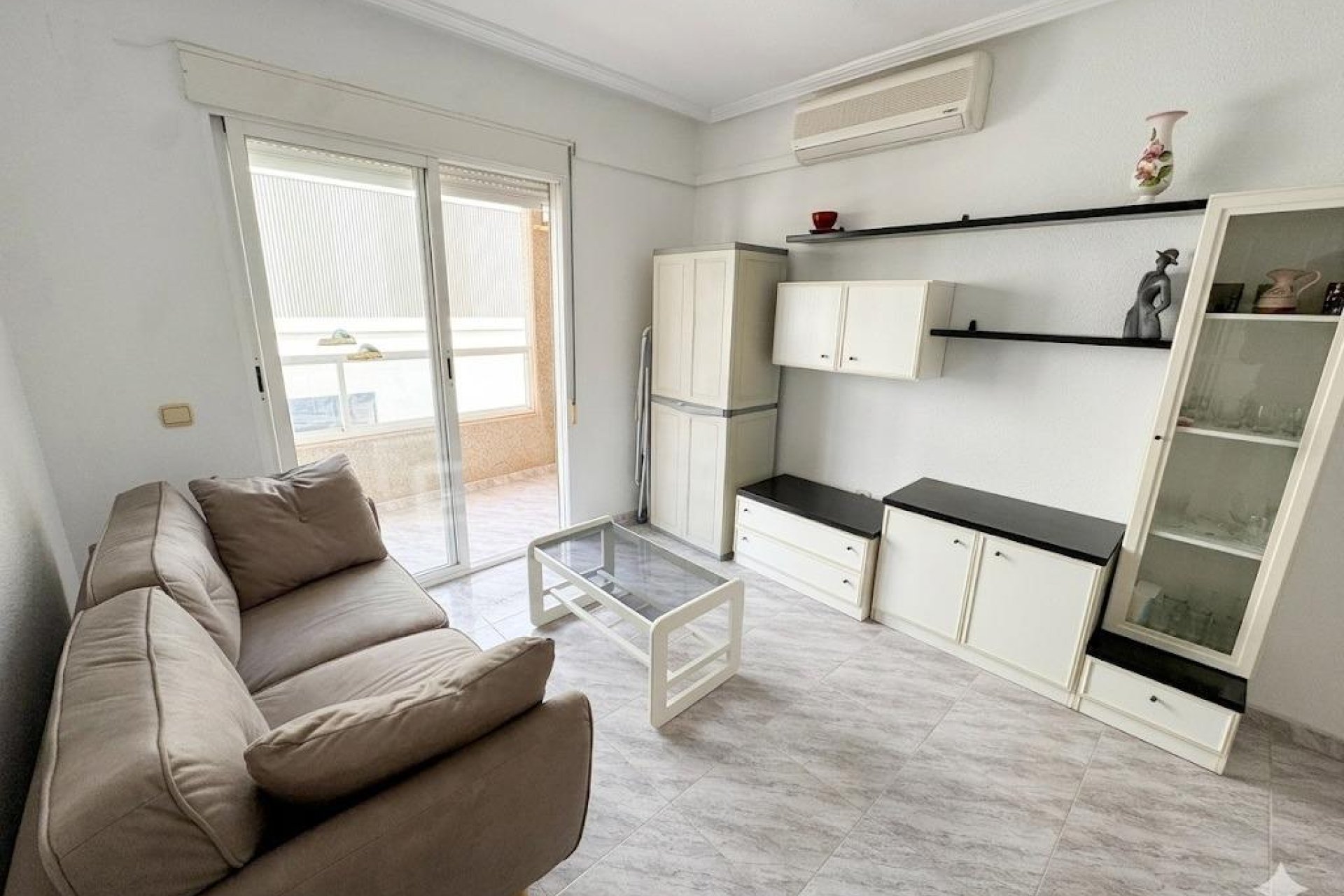 Resale - Apartment -
Torrevieja - Estacion de autobuses