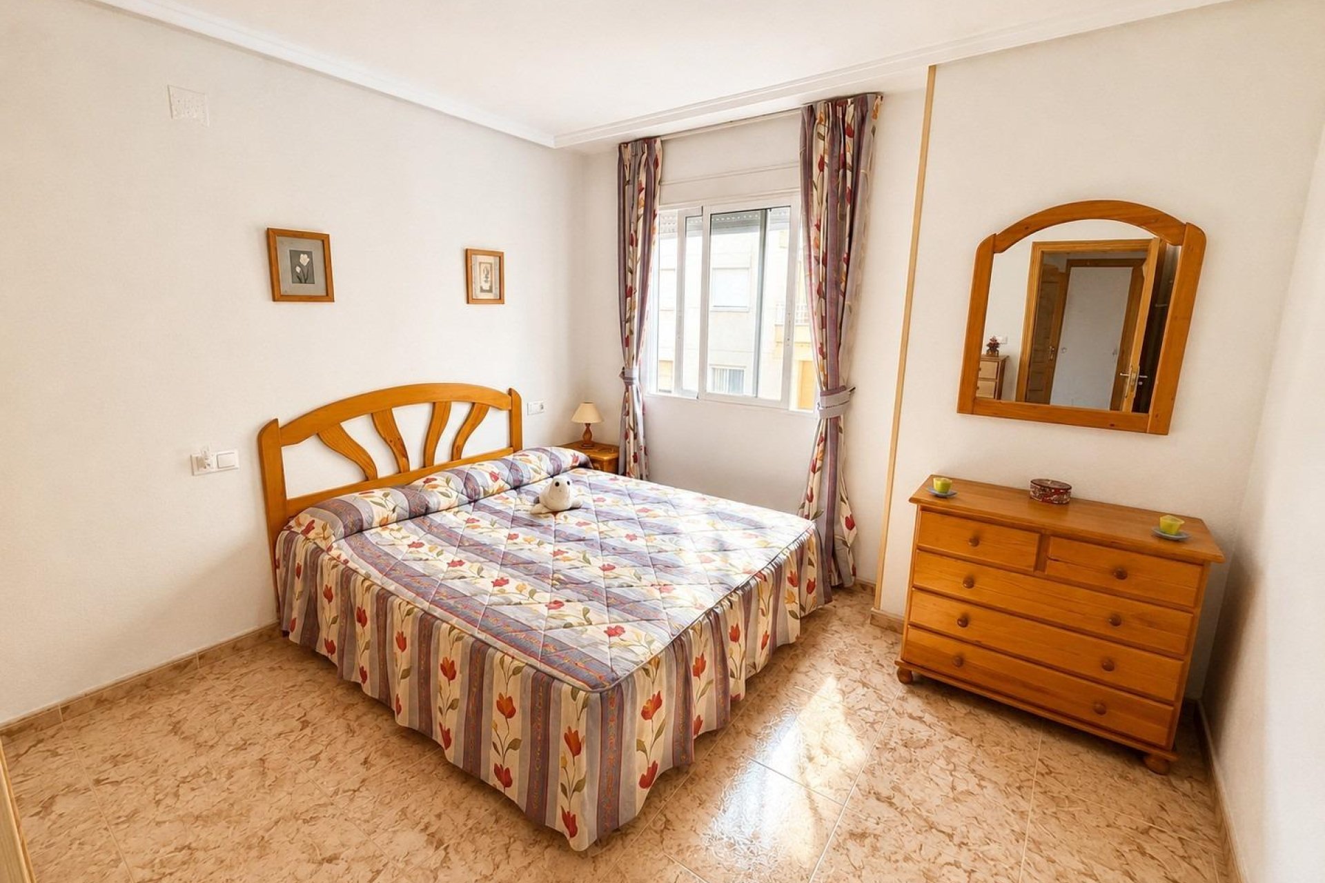 Resale - Apartment -
Torrevieja - Estacion de autobuses