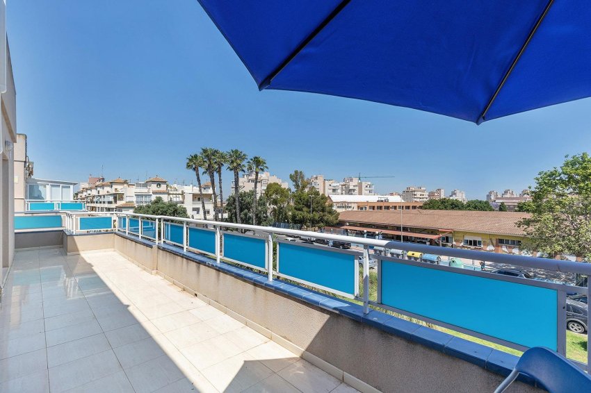Resale - Apartment -
Torrevieja - Estacion de autobuses
