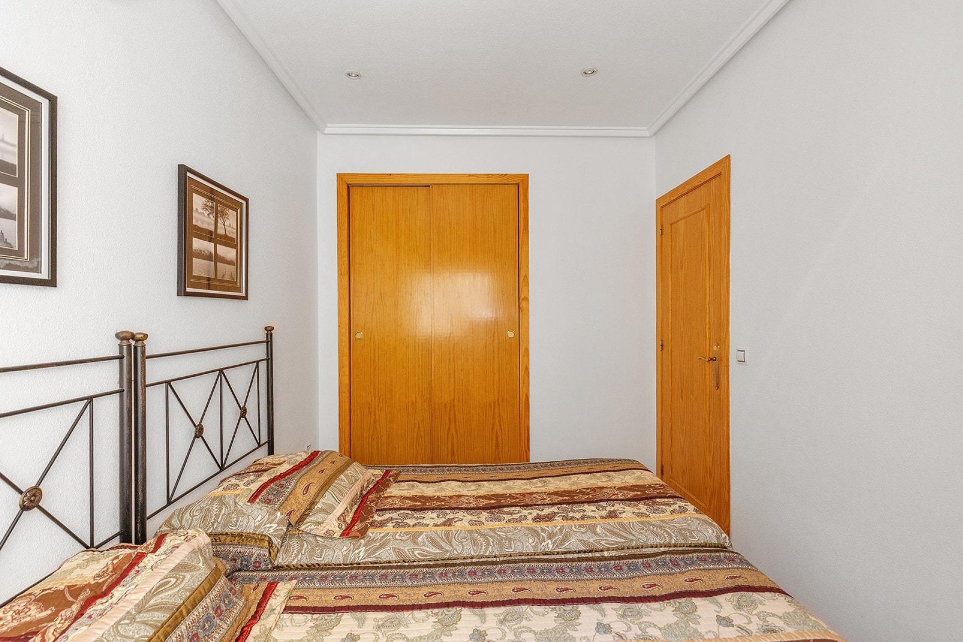 Resale - Apartment -
Torrevieja - Estacion de autobuses