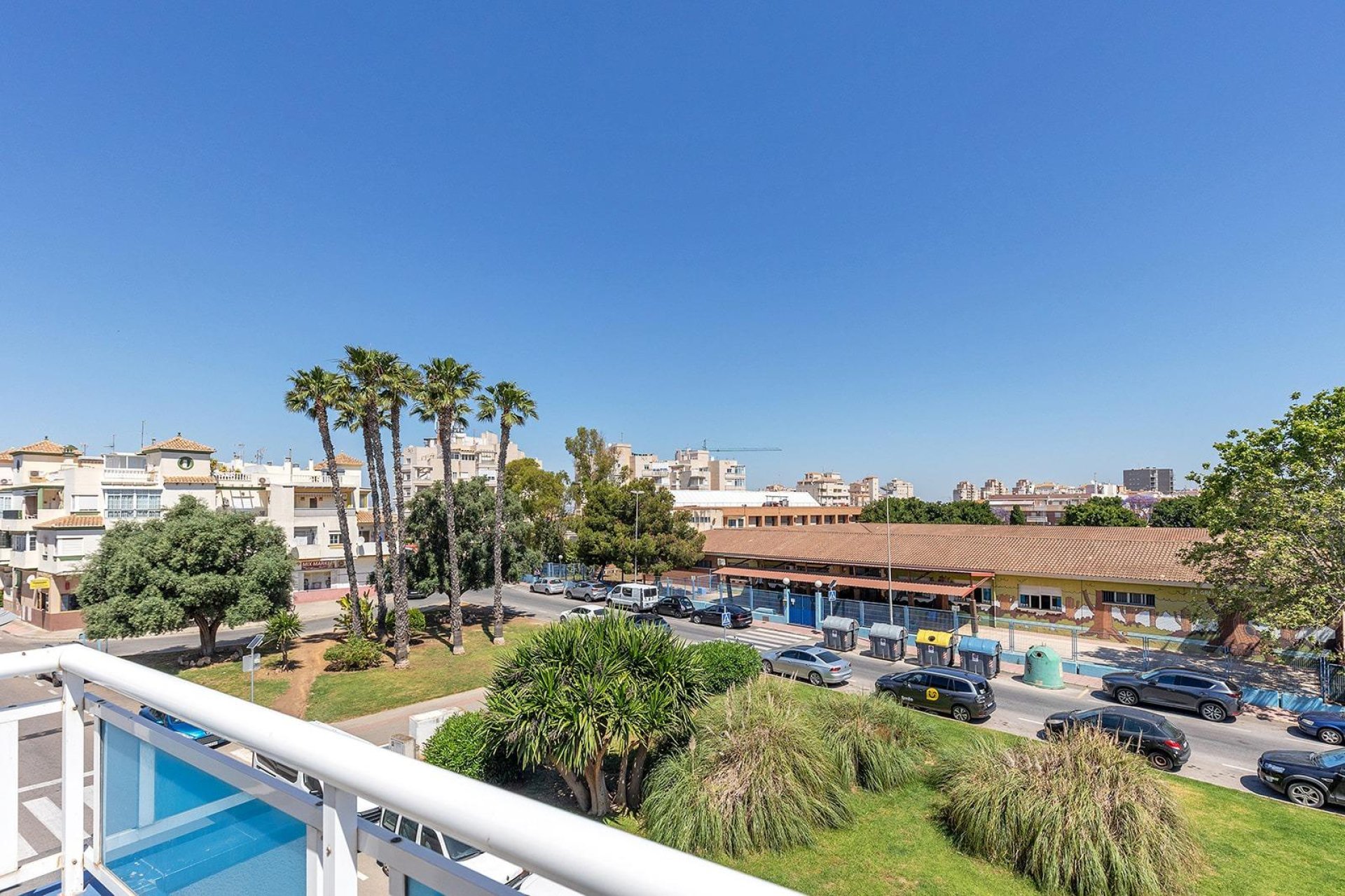 Resale - Apartment -
Torrevieja - Estacion de autobuses