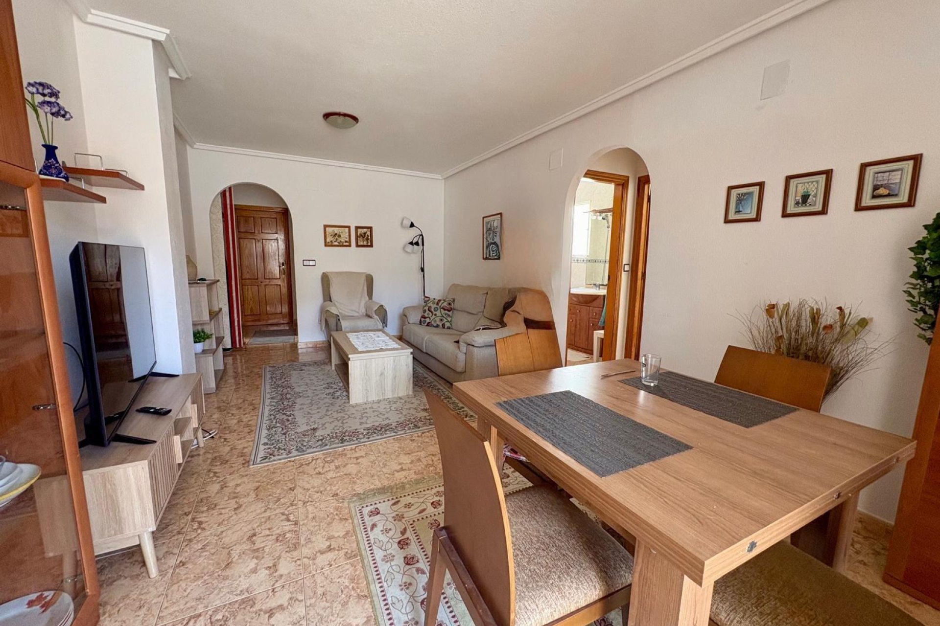 Resale - Apartment -
Torrevieja - Estacion de autobuses