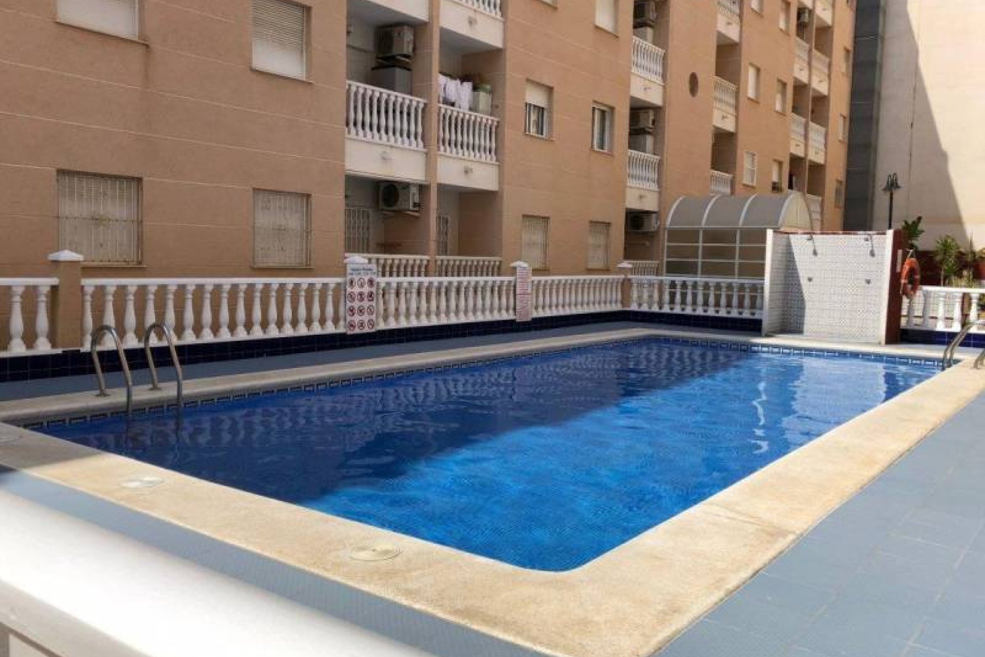 Resale - Apartment -
Torrevieja - Estacion de autobuses