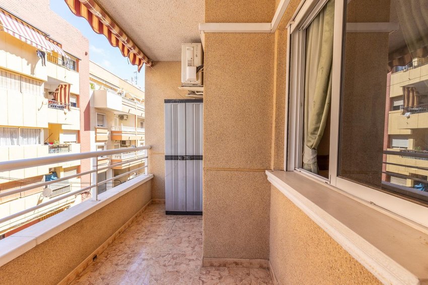 Resale - Apartment -
Torrevieja - Estacion de autobuses