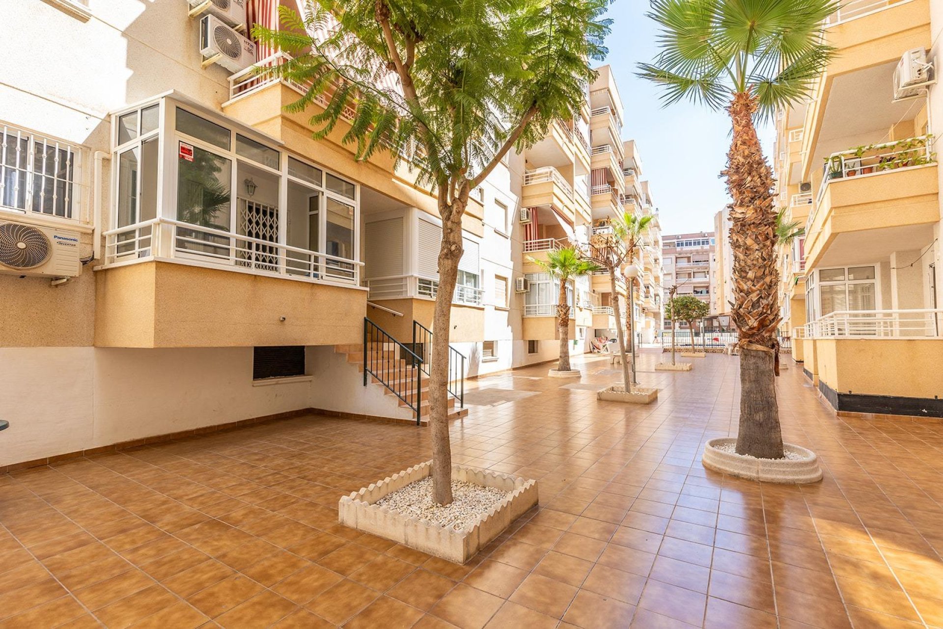 Resale - Apartment -
Torrevieja - Estacion de autobuses