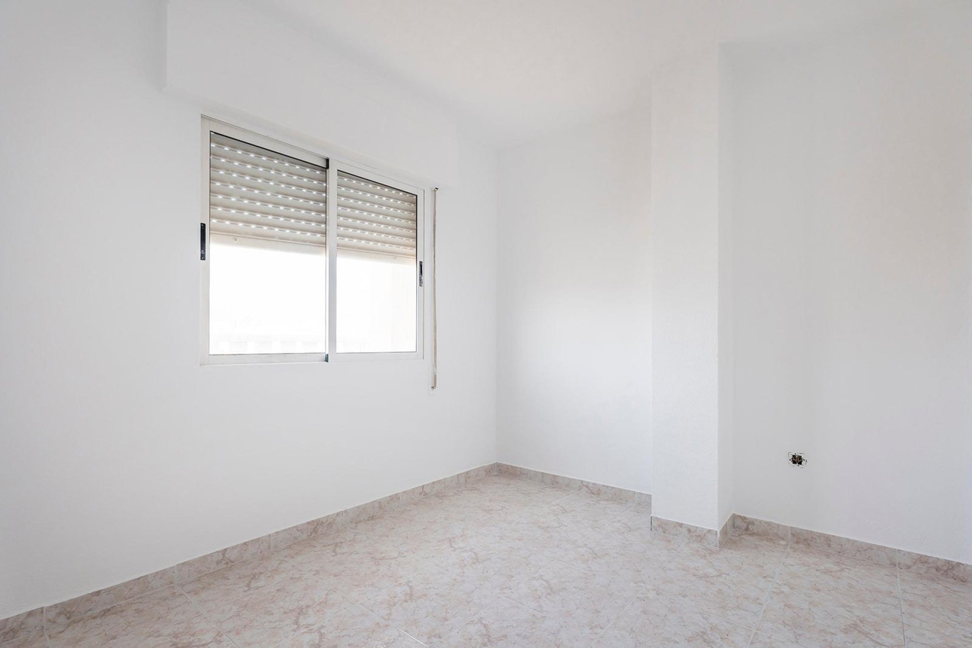 Resale - Apartment -
Torrevieja - Estacion de autobuses