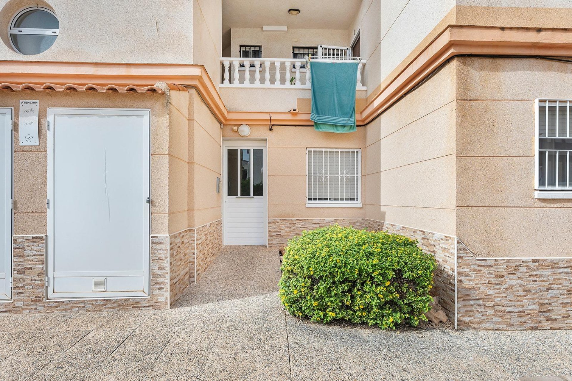 Resale - Apartment -
Torrevieja - Estacion de autobuses